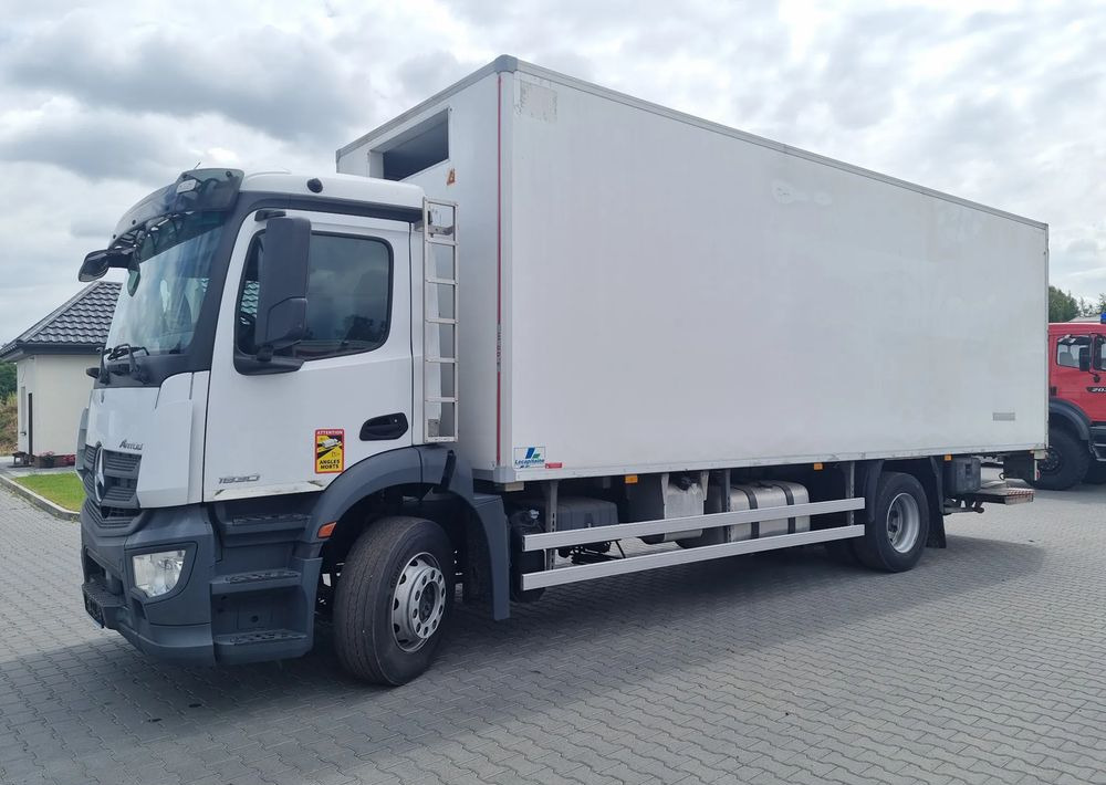 Mercedes-Benz Antos 1830 - Hladnjača: slika 1 Mercedes-Benz Antos 1830 - Hladnjača: slika 1