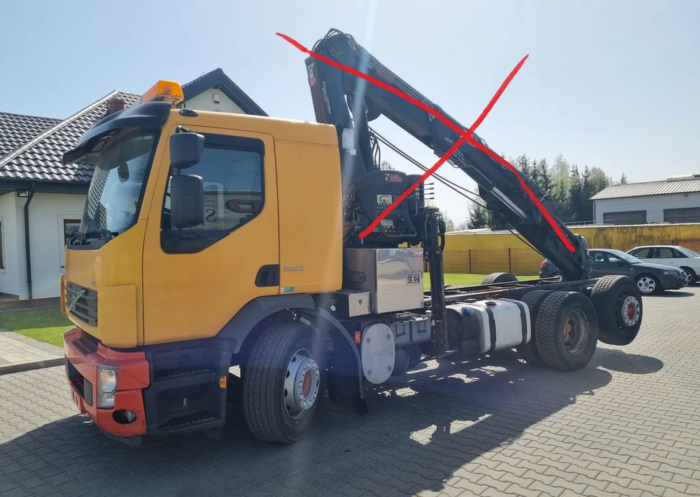 Volvo FE 340 - Kamion sa golom šasijom i zatvorenom kabinom: slika 1 Volvo FE 340 - Kamion sa golom šasijom i zatvorenom kabinom: slika 1