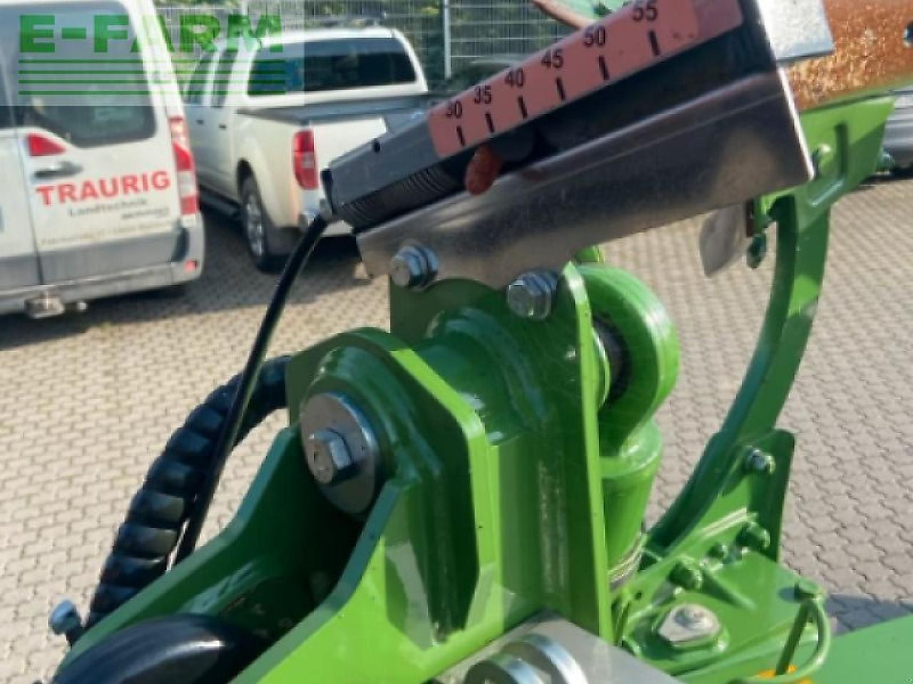 Amazone cayron 200 v - Plug: slika 5 Amazone cayron 200 v - Plug: slika 5