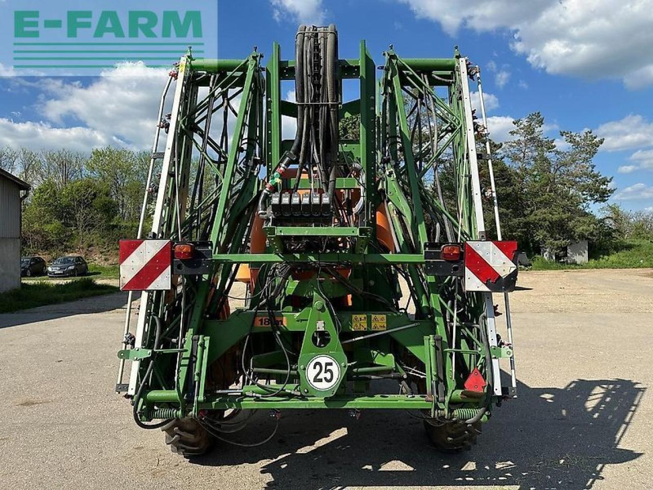 Amazone ug 3000/18 nova - Vučena prskalica: slika 4 Amazone ug 3000/18 nova - Vučena prskalica: slika 4