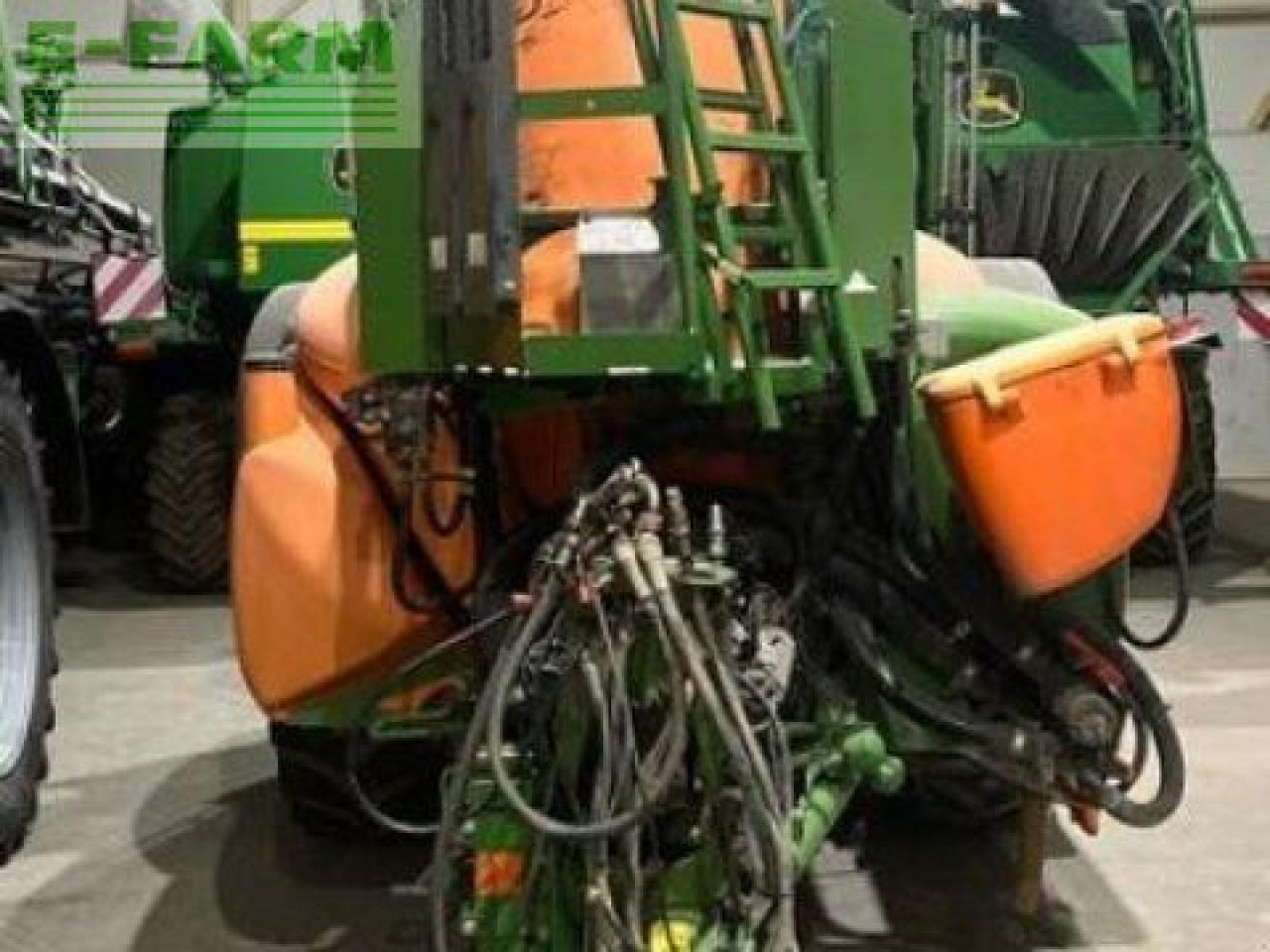 Amazone ux 4200 super - Vučena prskalica: slika 2 Amazone ux 4200 super - Vučena prskalica: slika 2