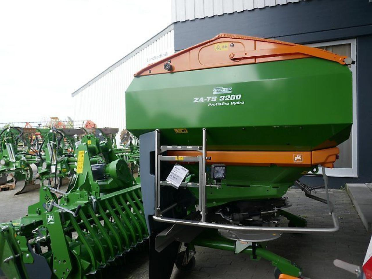 Amazone za-ts profis hydro 3200 - abgelagert top ausstattung! - Rasipač veštačkog đubriva: slika 5 Amazone za-ts profis hydro 3200 - abgelagert top ausstattung! - Rasipač veštačkog đubriva: slika 5