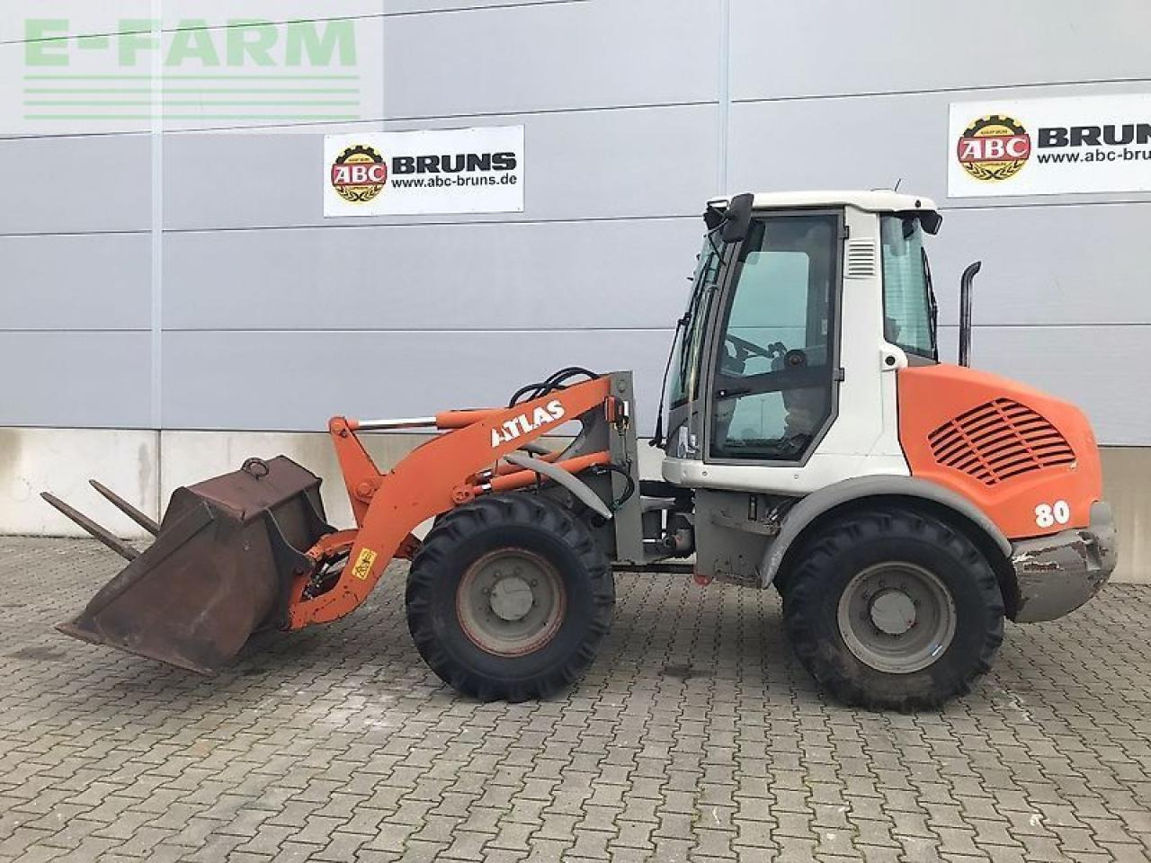 Atlas ar 80 - Mini bager: slika 2 Atlas ar 80 - Mini bager: slika 2