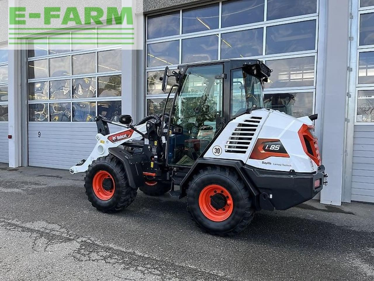 Bobcat l85e - Utovarivač točkaš: slika 4 Bobcat l85e - Utovarivač točkaš: slika 4