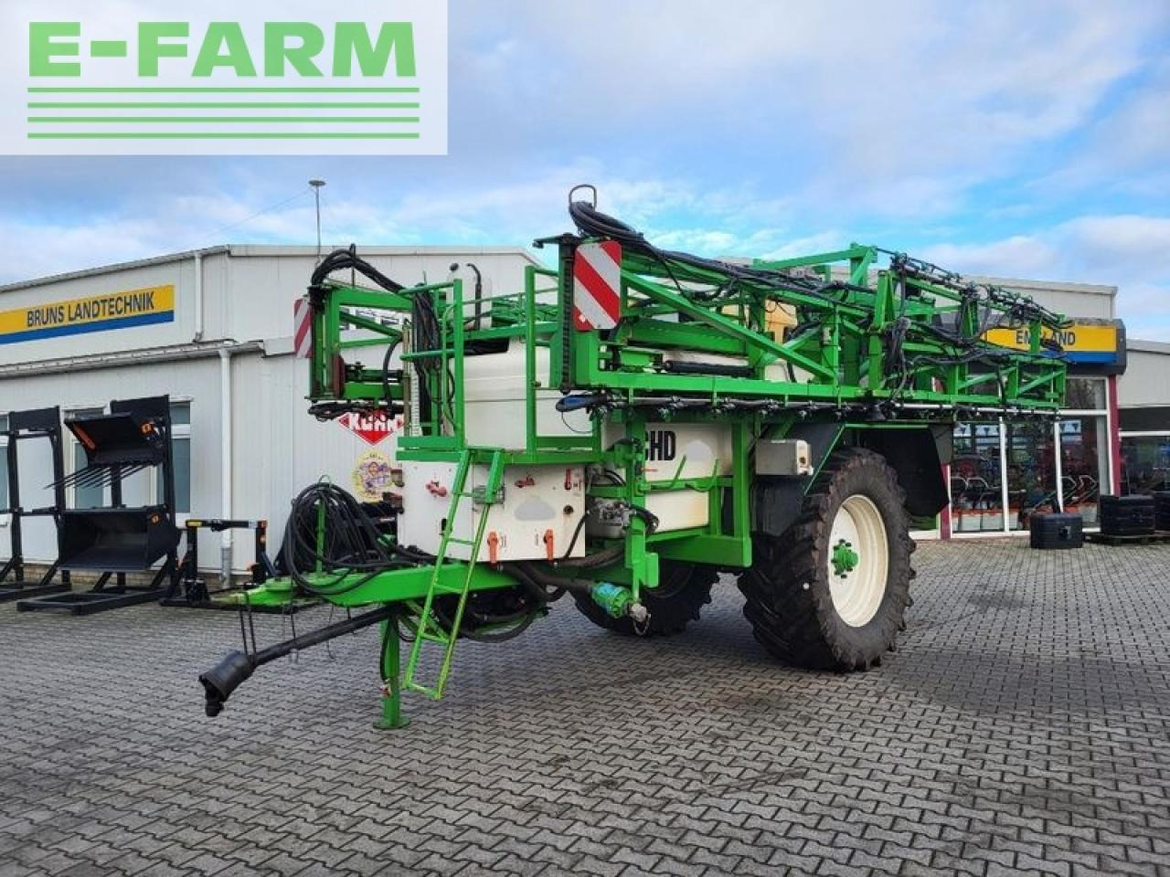 CHD 6045 - Vučena prskalica: slika 1 CHD 6045 - Vučena prskalica: slika 1