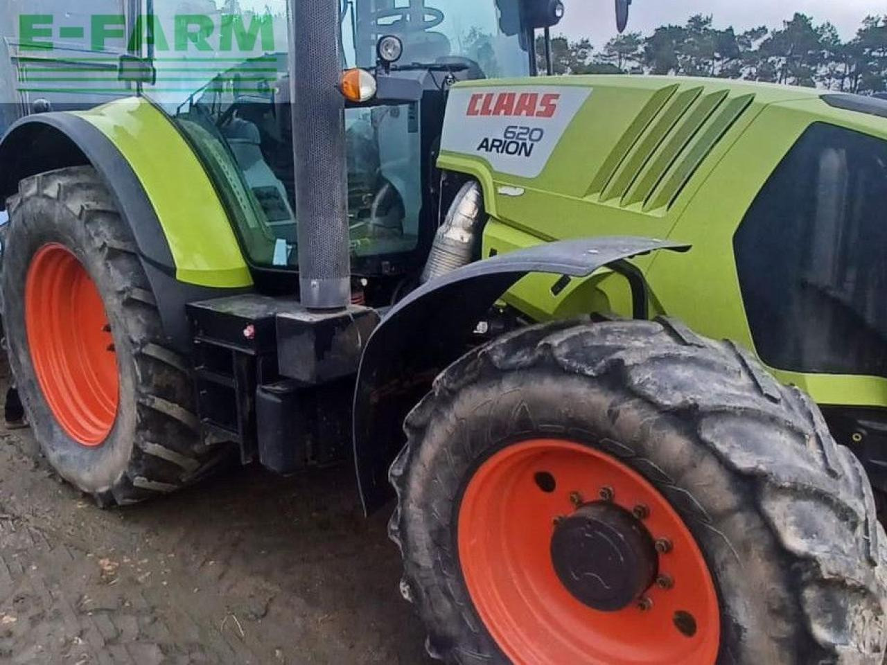 CLAAS ARION 620 - Traktor: slika 1 CLAAS ARION 620 - Traktor: slika 1