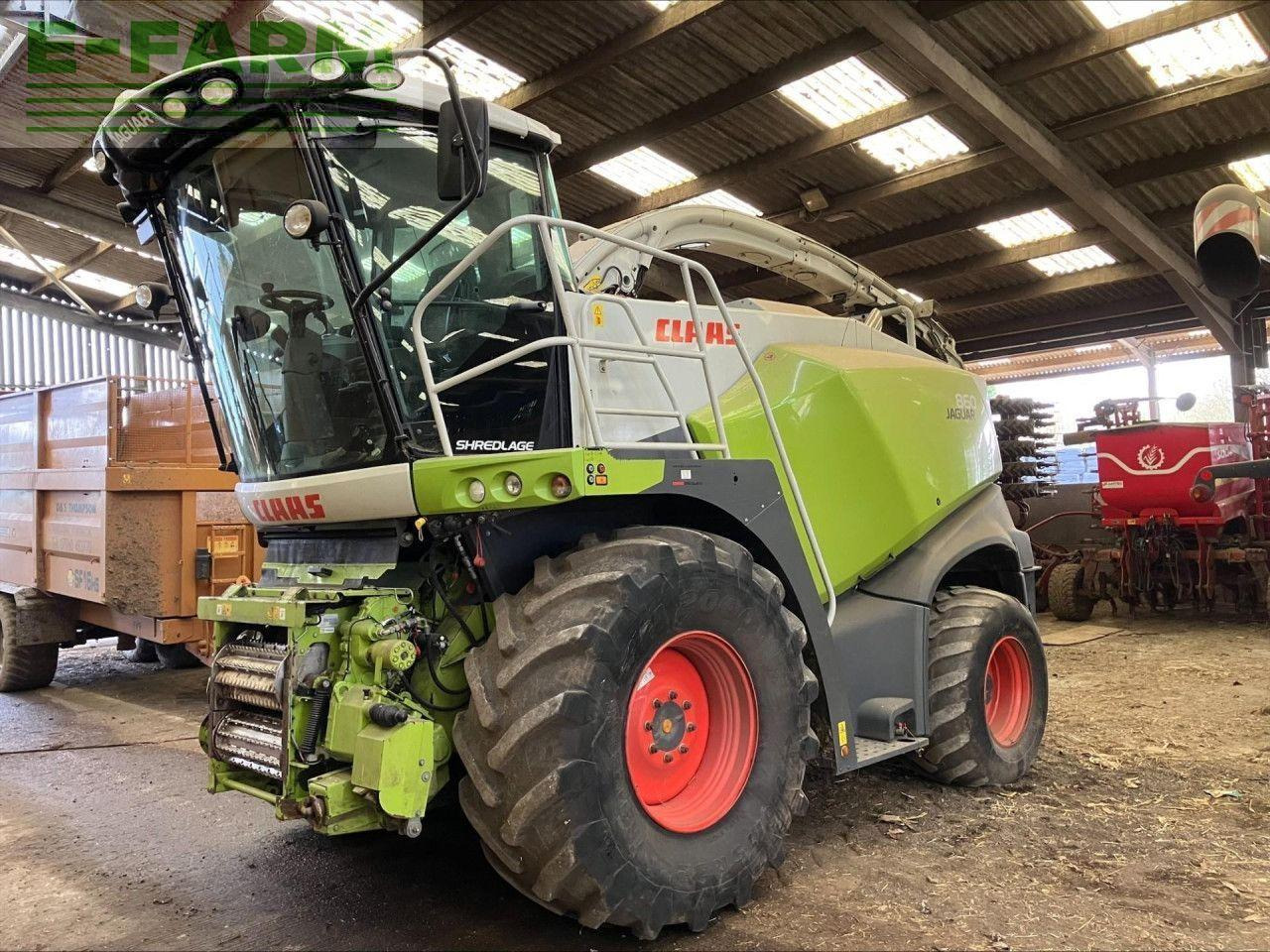 CLAAS JAGUAR 860 4WD - Kombajn za stočnu hranu: slika 2 CLAAS JAGUAR 860 4WD - Kombajn za stočnu hranu: slika 2