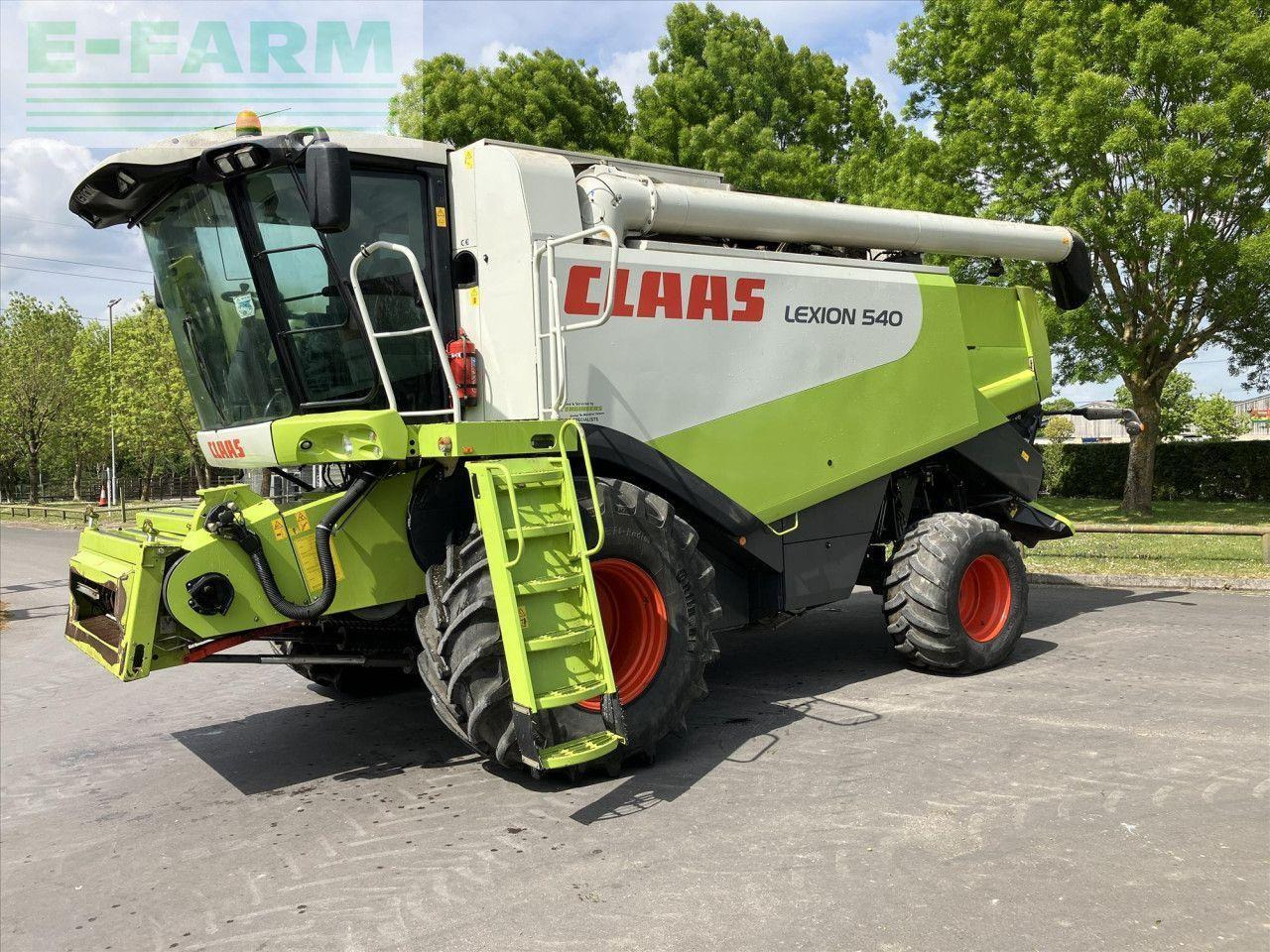 CLAAS LEXION 540 - Kombinovani kombajn: slika 2 CLAAS LEXION 540 - Kombinovani kombajn: slika 2