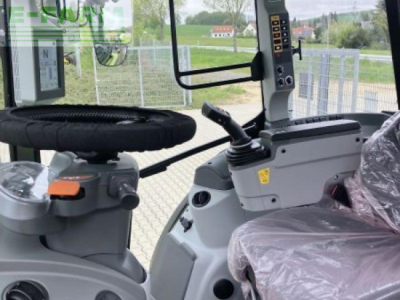 CLAAS arion 450 cis+ CIS+ - Traktor: slika 5 CLAAS arion 450 cis+ CIS+ - Traktor: slika 5