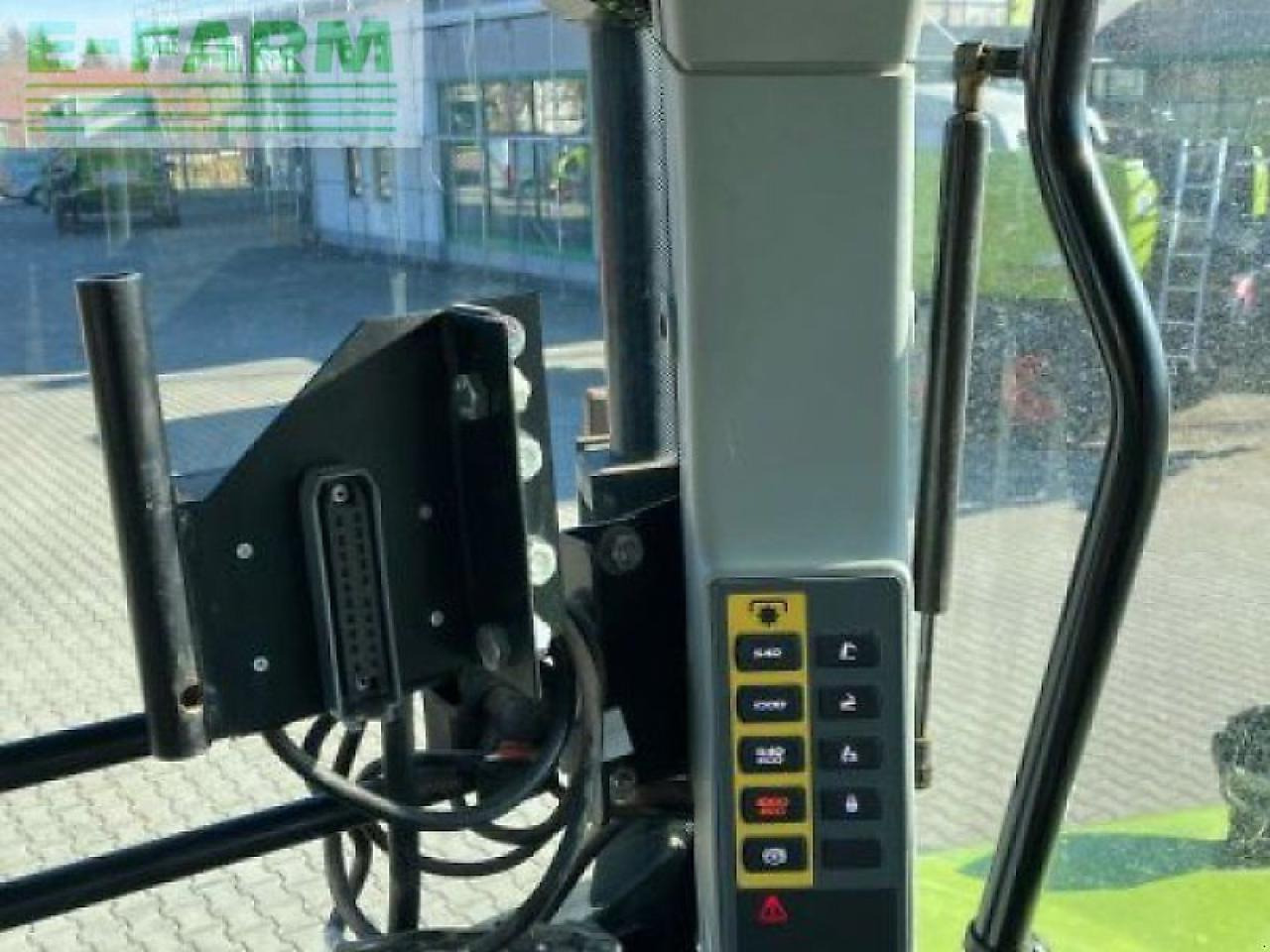 Traktor CLAAS arion 550 cmatic cebis CMATIC CEBIS: slika 8