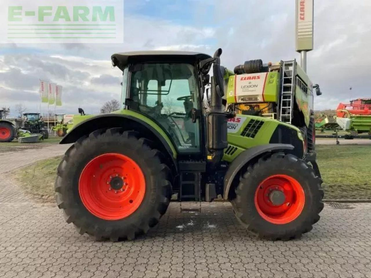 CLAAS arion 550 cmatic cis+ CMATIC CIS+ - Traktor: slika 4 CLAAS arion 550 cmatic cis+ CMATIC CIS+ - Traktor: slika 4