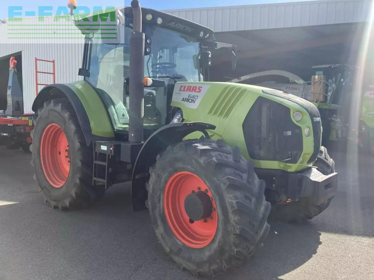 CLAAS arion 640 t4i cis CIS - Traktor: slika 4 CLAAS arion 640 t4i cis CIS - Traktor: slika 4