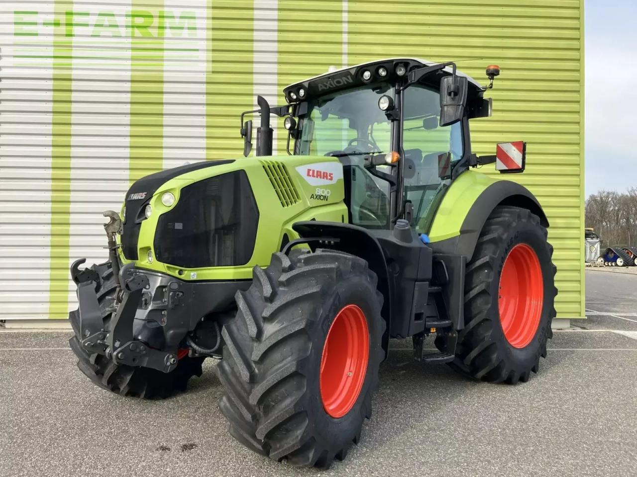 CLAAS axion 800 hexashift ls+ - Traktor: slika 2 CLAAS axion 800 hexashift ls+ - Traktor: slika 2