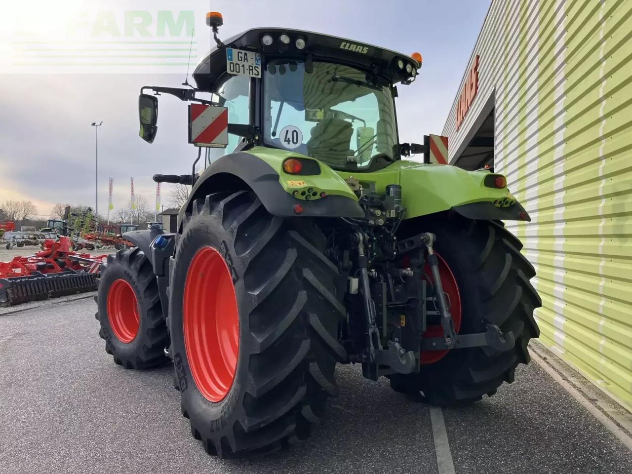 CLAAS axion 800 hexashift ls+ - Traktor: slika 4 CLAAS axion 800 hexashift ls+ - Traktor: slika 4