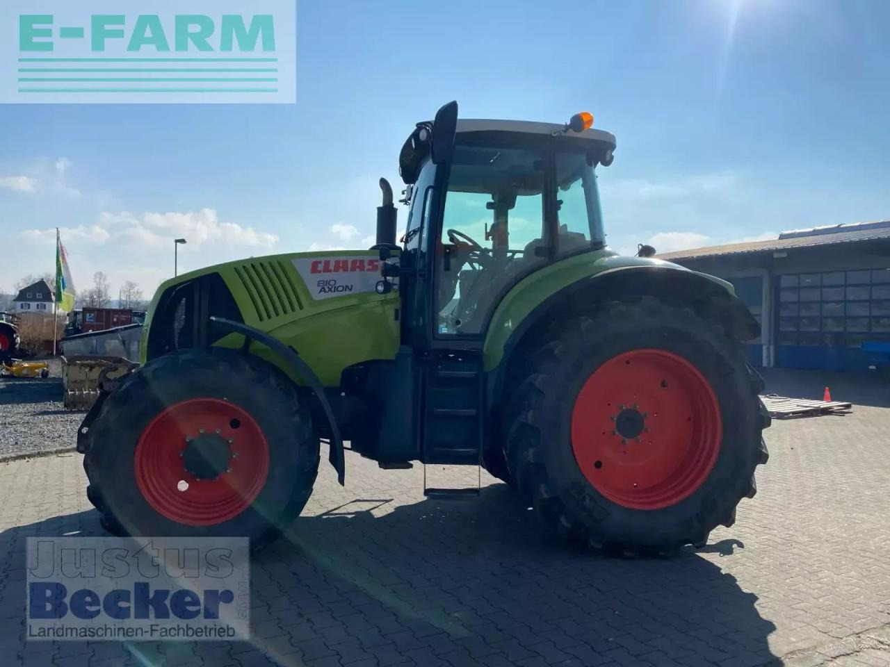 CLAAS axion 810 - Traktor: slika 1 CLAAS axion 810 - Traktor: slika 1
