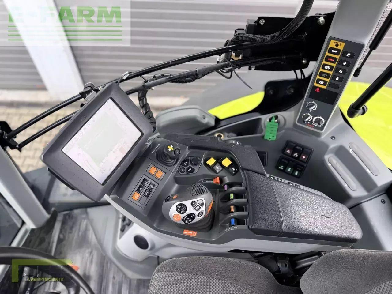 CLAAS axion 810 cebis cmatic 4f a41 CMATIC CEBIS - Traktor: slika 5 CLAAS axion 810 cebis cmatic 4f a41 CMATIC CEBIS - Traktor: slika 5