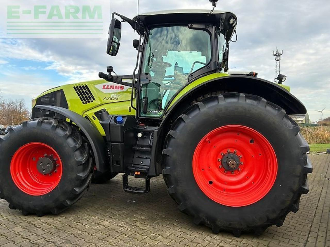 CLAAS axion 810 cm cebis - Traktor: slika 2 CLAAS axion 810 cm cebis - Traktor: slika 2