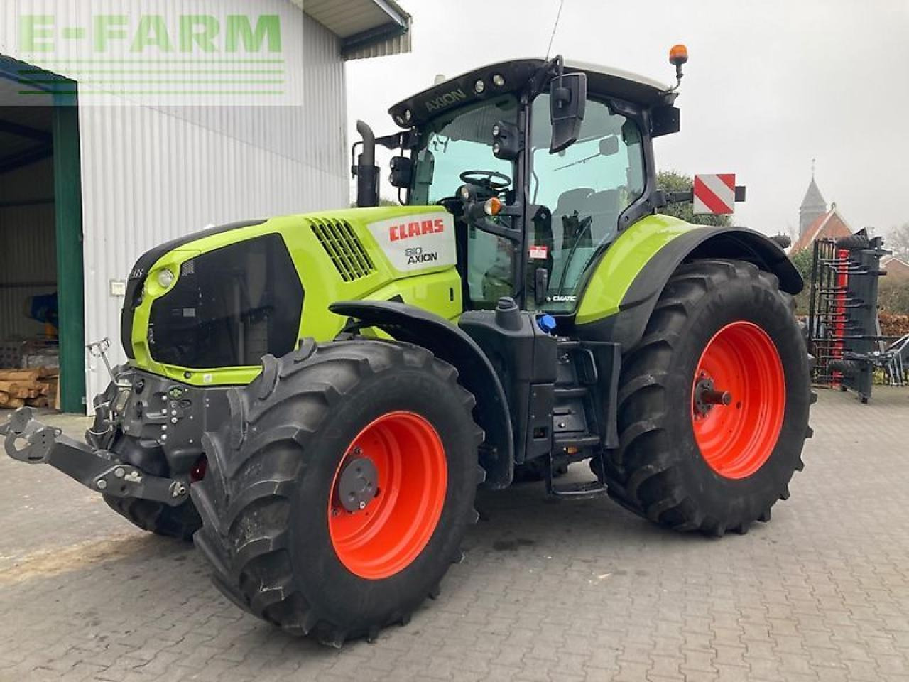 CLAAS axion 810 cm cis+ - Traktor: slika 1 CLAAS axion 810 cm cis+ - Traktor: slika 1