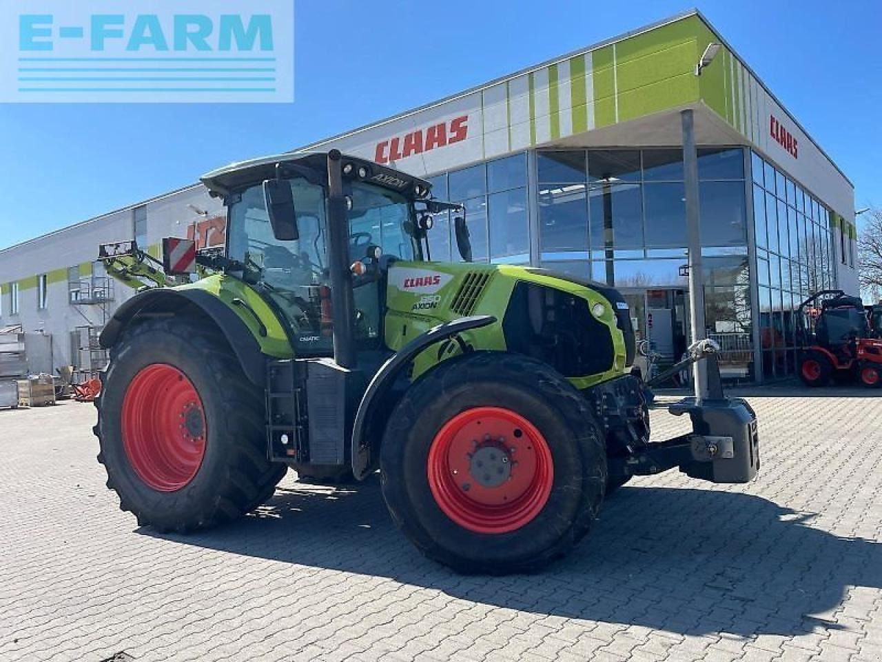 CLAAS axion 850 cmatic - stage v ci CMATIC - Traktor: slika 1 CLAAS axion 850 cmatic - stage v ci CMATIC - Traktor: slika 1