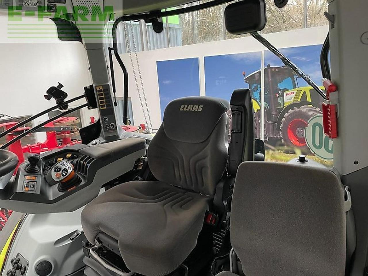 CLAAS axion 870 c-matic CMATIC - Traktor: slika 5 CLAAS axion 870 c-matic CMATIC - Traktor: slika 5