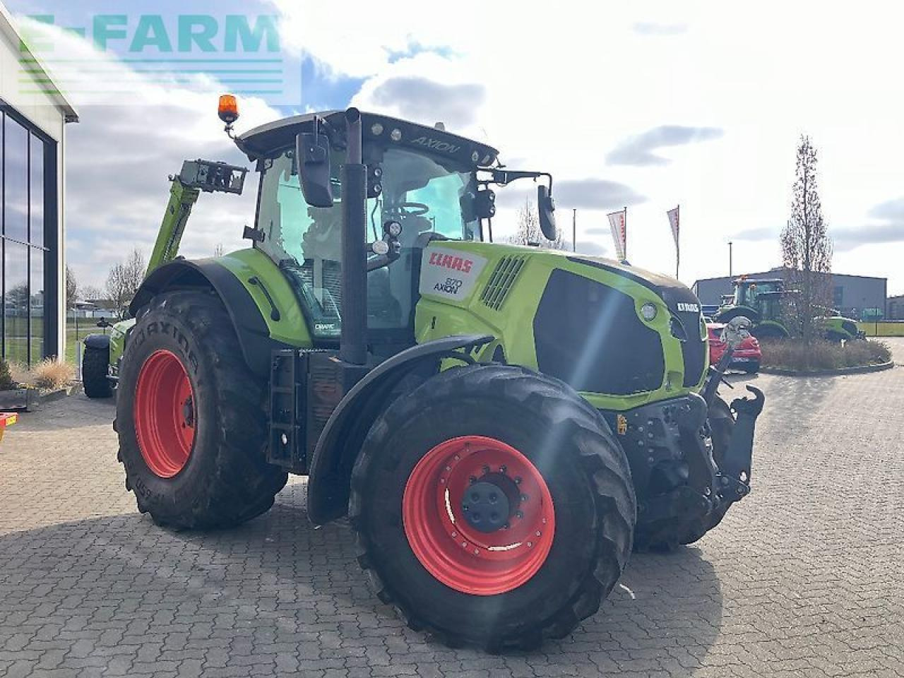 CLAAS axion 870 cmatic CMATIC - Traktor: slika 2 CLAAS axion 870 cmatic CMATIC - Traktor: slika 2
