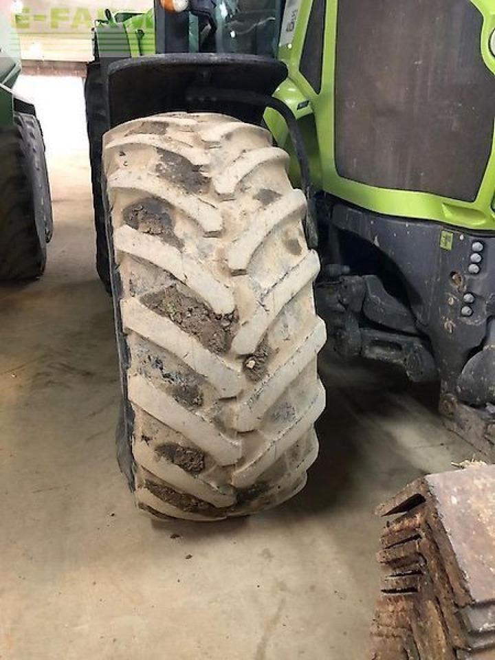 CLAAS axion 950 - Traktor: slika 3 CLAAS axion 950 - Traktor: slika 3