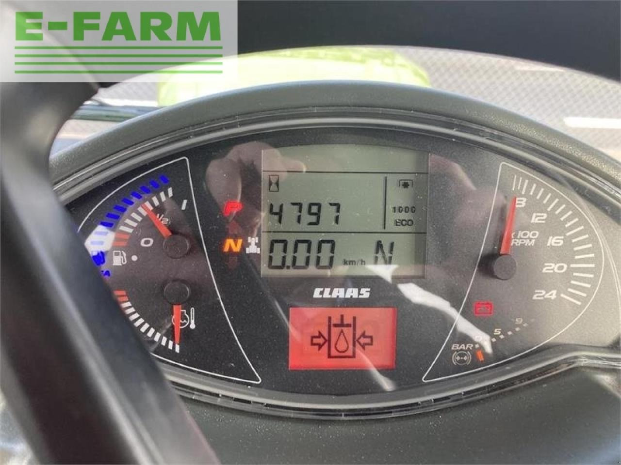 CLAAS axion 950 cmatic cebis CMATIC CEBIS - Traktor: slika 5 CLAAS axion 950 cmatic cebis CMATIC CEBIS - Traktor: slika 5