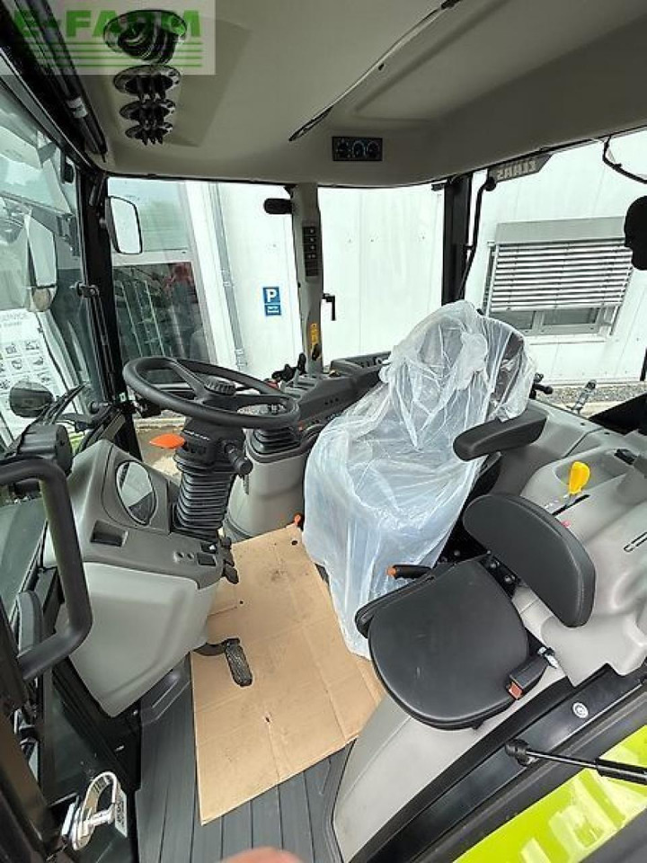 CLAAS axos 240 - Traktor: slika 4 CLAAS axos 240 - Traktor: slika 4