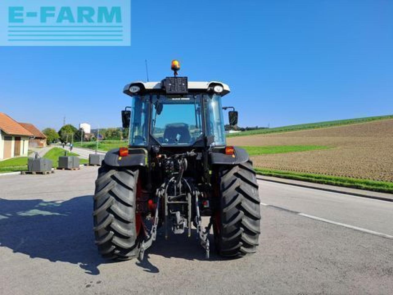 CLAAS axos 240 - Traktor: slika 4 CLAAS axos 240 - Traktor: slika 4