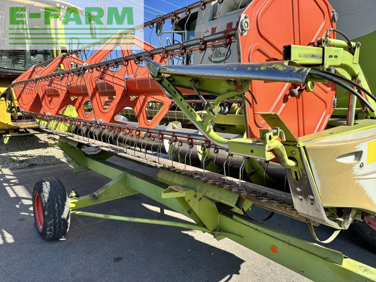 Prednji deo kombajna CLAAS c540: slika 7