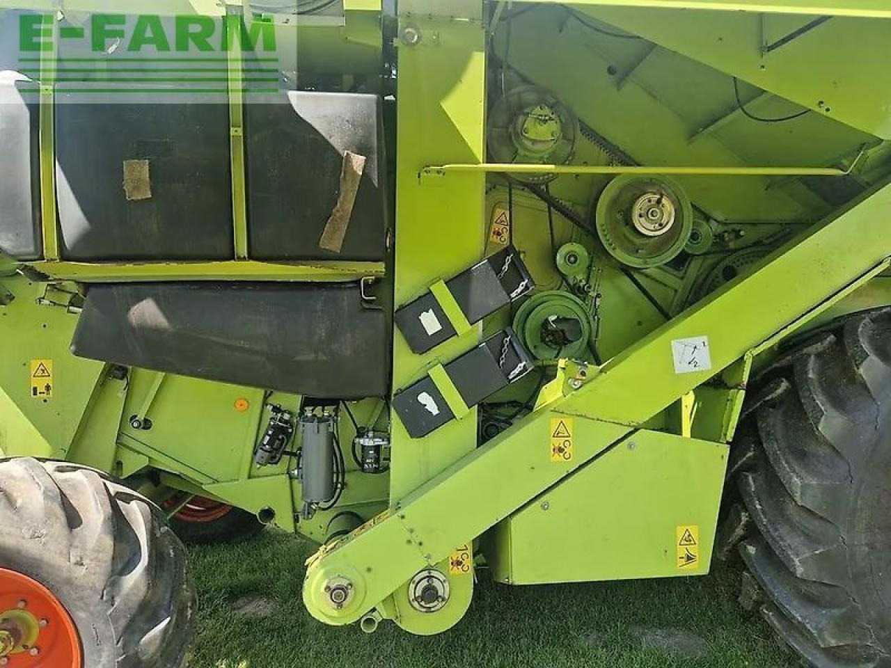 CLAAS lexion 405 - Kombinovani kombajn: slika 4 CLAAS lexion 405 - Kombinovani kombajn: slika 4