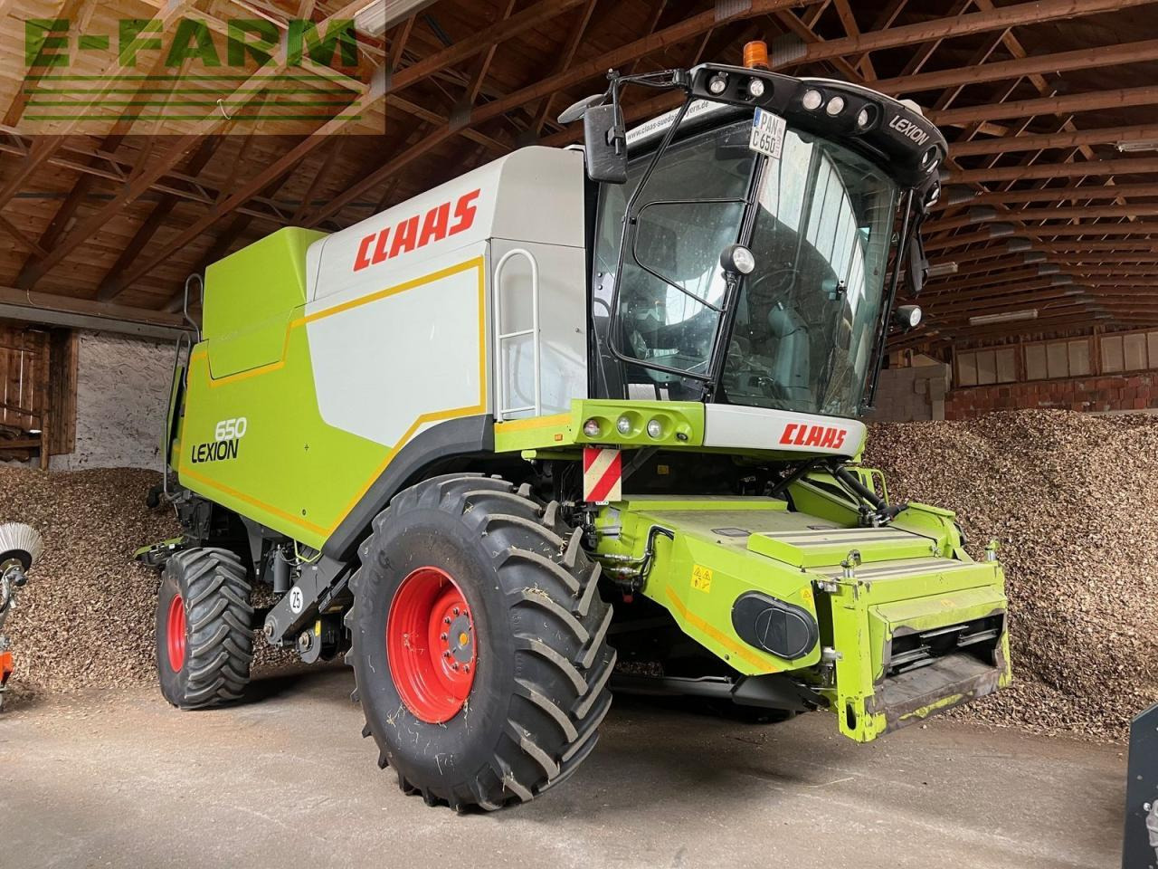 CLAAS lexion 650 (stage iiib) - Kombinovani kombajn: slika 1 CLAAS lexion 650 (stage iiib) - Kombinovani kombajn: slika 1