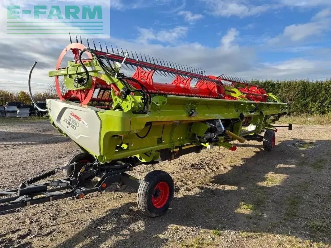 Kombinovani kombajn CLAAS lexion 8800 4wd: slika 18 Kombinovani kombajn CLAAS lexion 8800 4wd: slika 18