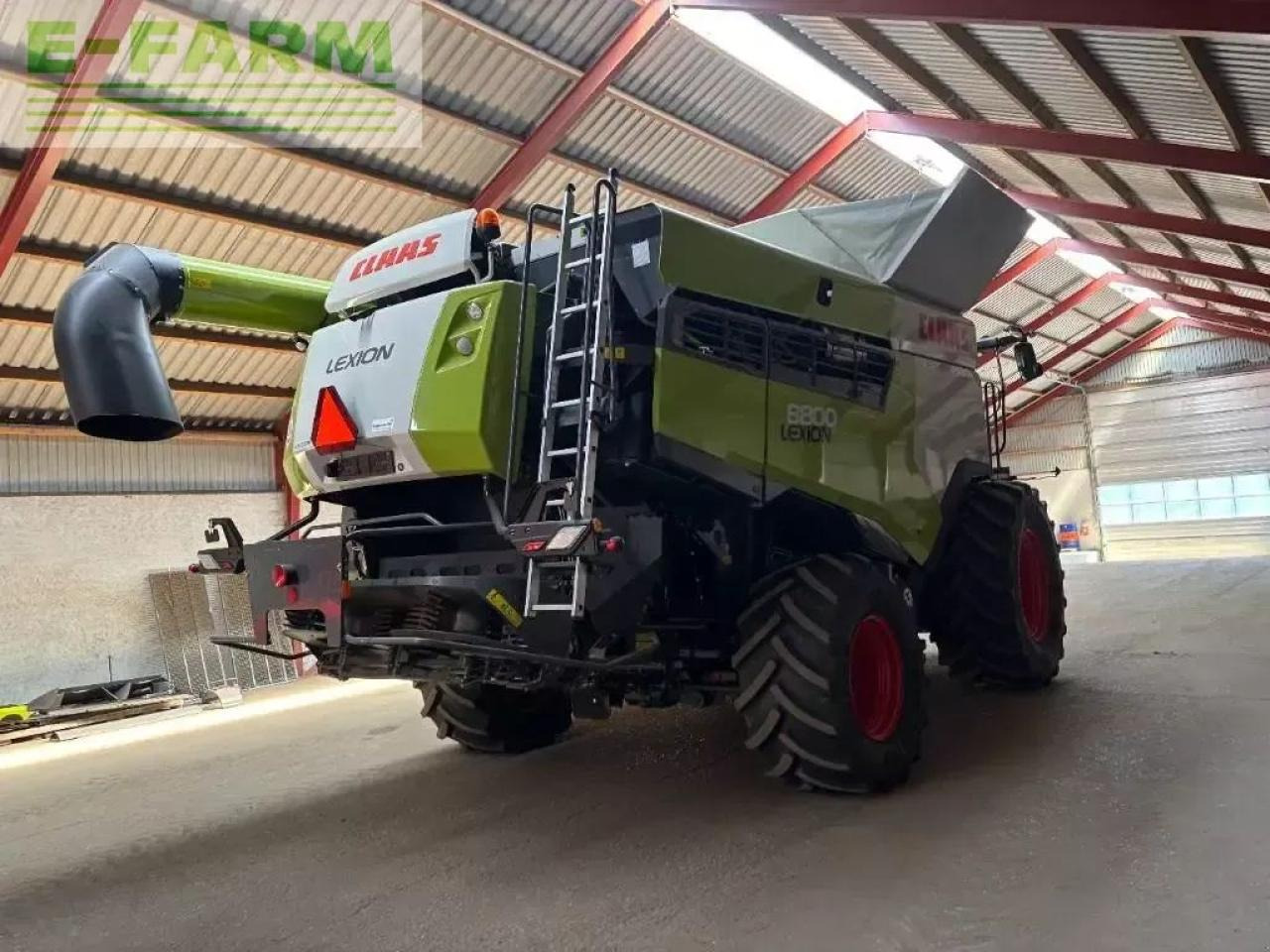 CLAAS lexion 8800 4wd - Kombinovani kombajn: slika 4 CLAAS lexion 8800 4wd - Kombinovani kombajn: slika 4