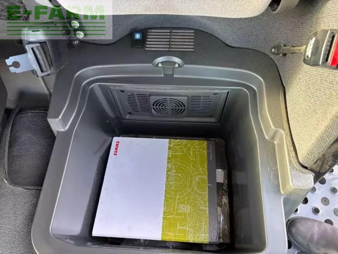 Kombinovani kombajn CLAAS lexion 8800 4wd: slika 14 Kombinovani kombajn CLAAS lexion 8800 4wd: slika 14