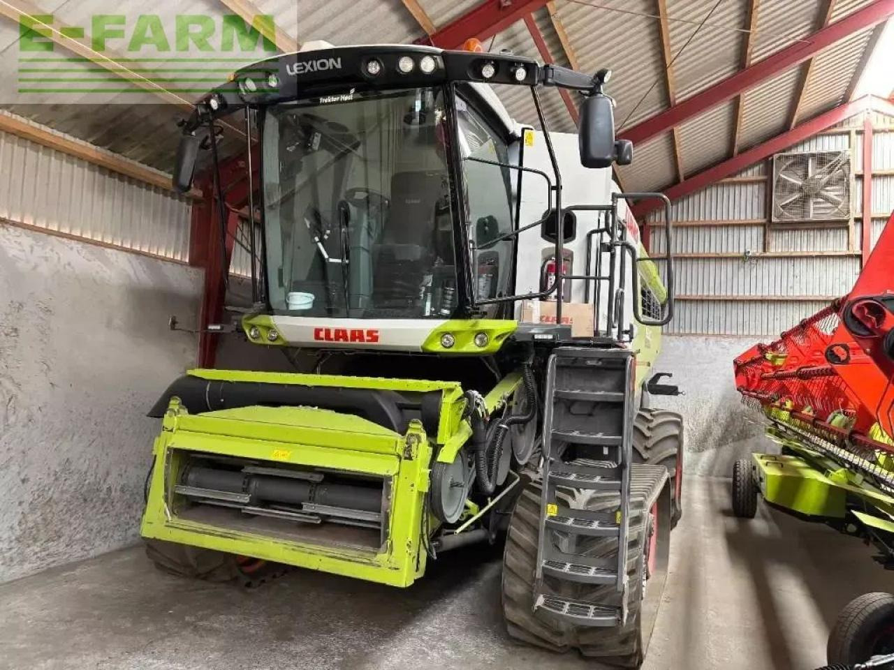 CLAAS lexion 8800 tt 4 wd - Kombinovani kombajn: slika 1 CLAAS lexion 8800 tt 4 wd - Kombinovani kombajn: slika 1