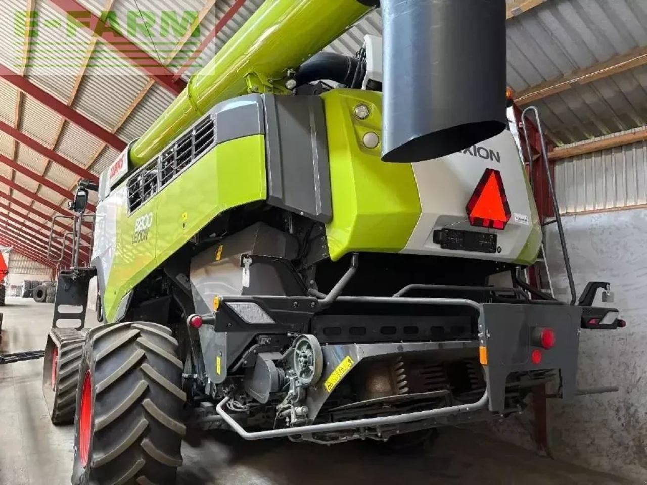 CLAAS lexion 8800 tt 4 wd - Kombinovani kombajn: slika 3 CLAAS lexion 8800 tt 4 wd - Kombinovani kombajn: slika 3