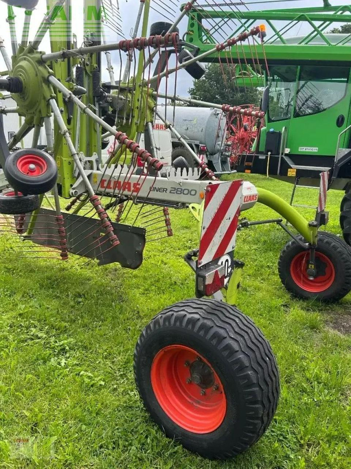 CLAAS liner 2800 - Prevrtač/ Grabuljač: slika 3 CLAAS liner 2800 - Prevrtač/ Grabuljač: slika 3