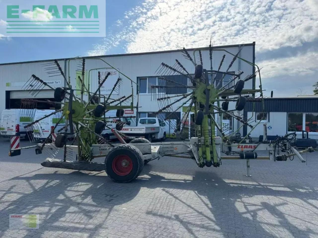 CLAAS liner 3600 - Prevrtač/ Grabuljač: slika 3 CLAAS liner 3600 - Prevrtač/ Grabuljač: slika 3