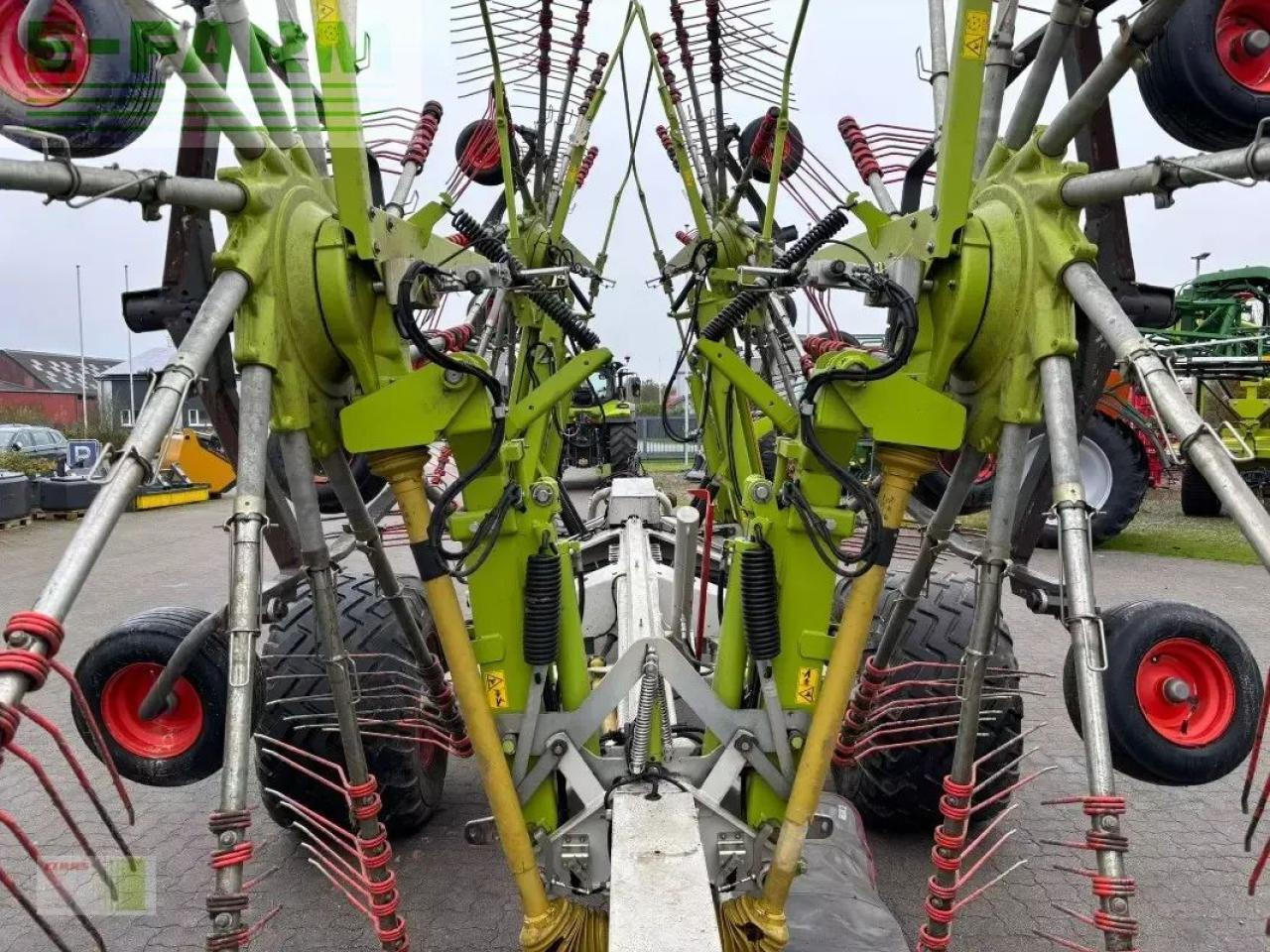 CLAAS liner 3600 comfort - Prevrtač/ Grabuljač: slika 2 CLAAS liner 3600 comfort - Prevrtač/ Grabuljač: slika 2