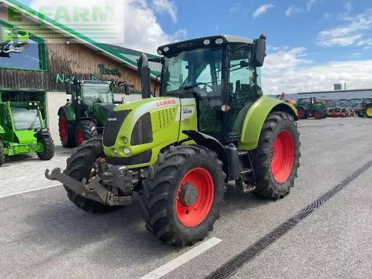 CLAAS marque claas - Traktor: slika 1 CLAAS marque claas - Traktor: slika 1