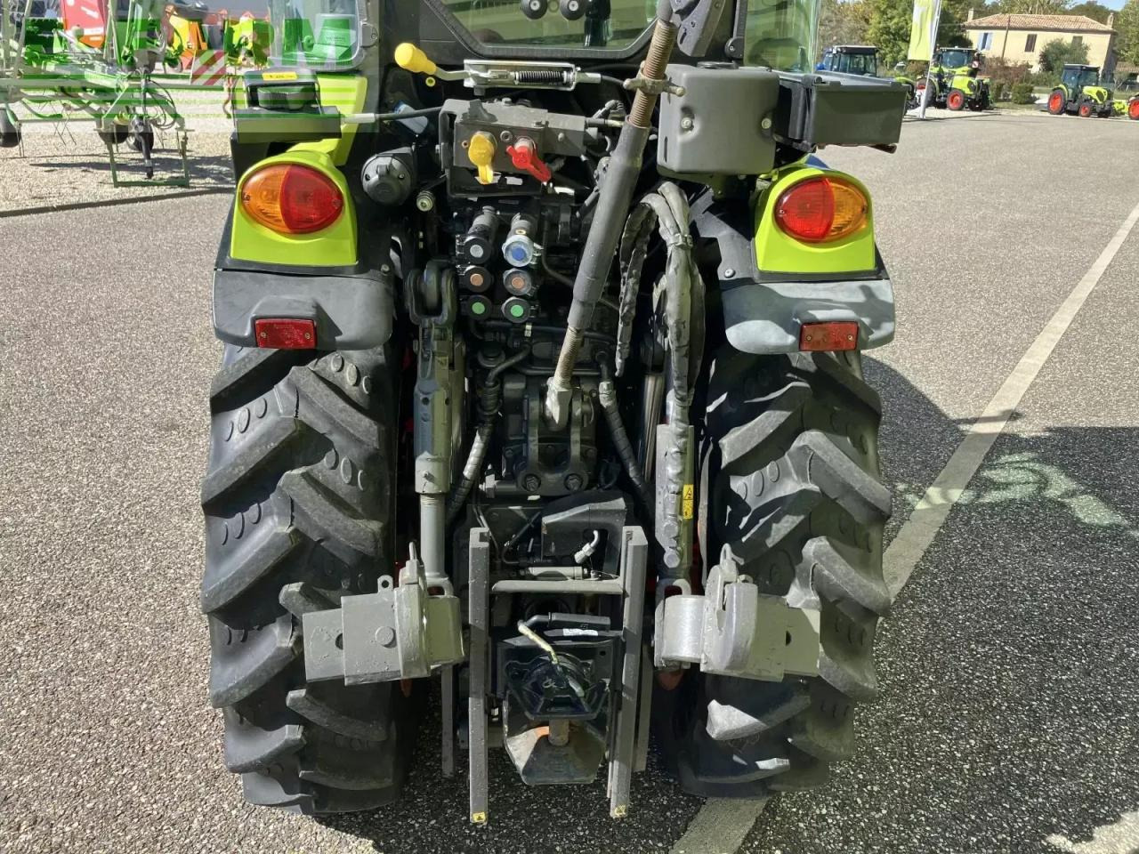 CLAAS nexos 220 s - Traktor: slika 3 CLAAS nexos 220 s - Traktor: slika 3