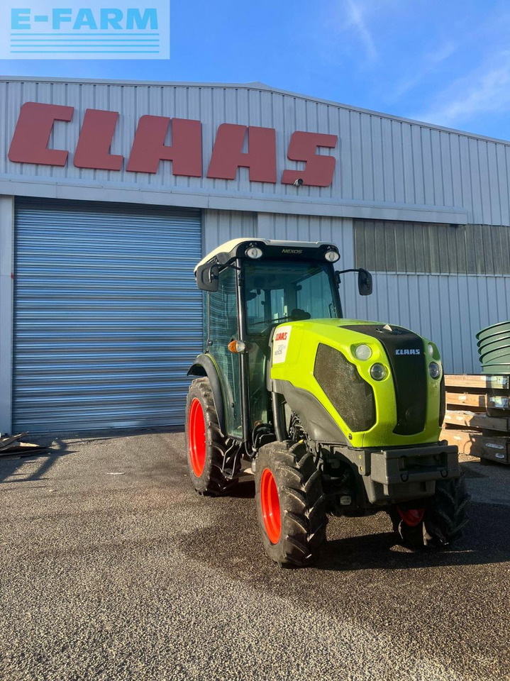 CLAAS nexos 220 ve cabine 4rm VE - Traktor: slika 1 CLAAS nexos 220 ve cabine 4rm VE - Traktor: slika 1
