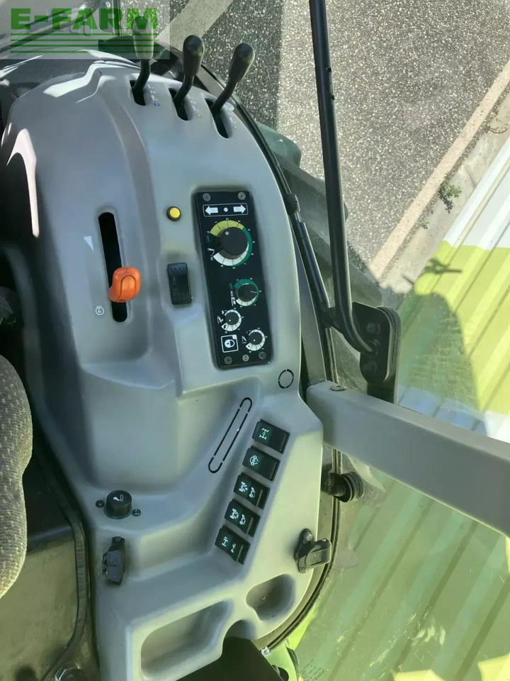 Traktor CLAAS nexos 230 f: slika 7 Traktor CLAAS nexos 230 f: slika 7