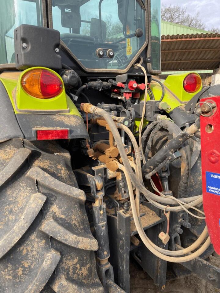 CLAAS nexos 230 ve - Traktor: slika 5 CLAAS nexos 230 ve - Traktor: slika 5