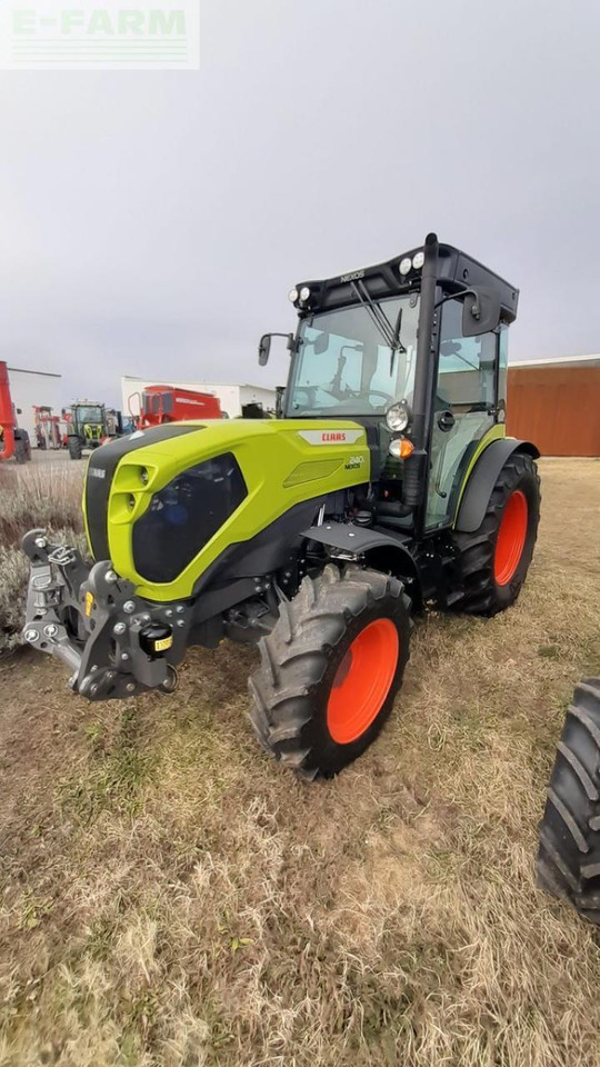 CLAAS nexos 240 l comfort - Traktor: slika 1 CLAAS nexos 240 l comfort - Traktor: slika 1