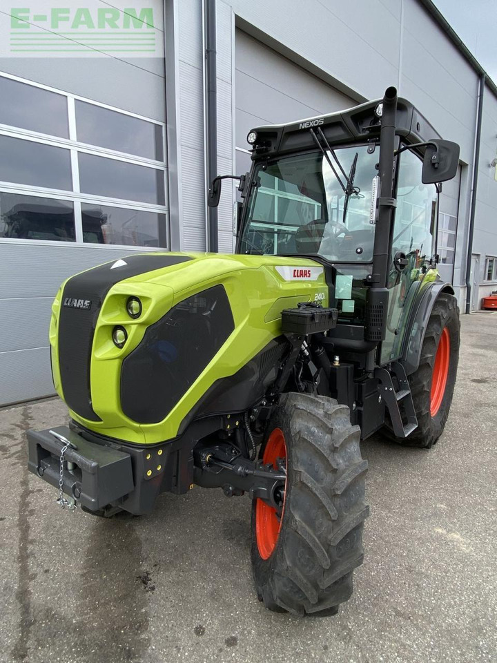 CLAAS nexos 240 l comfort - Traktor: slika 1 CLAAS nexos 240 l comfort - Traktor: slika 1