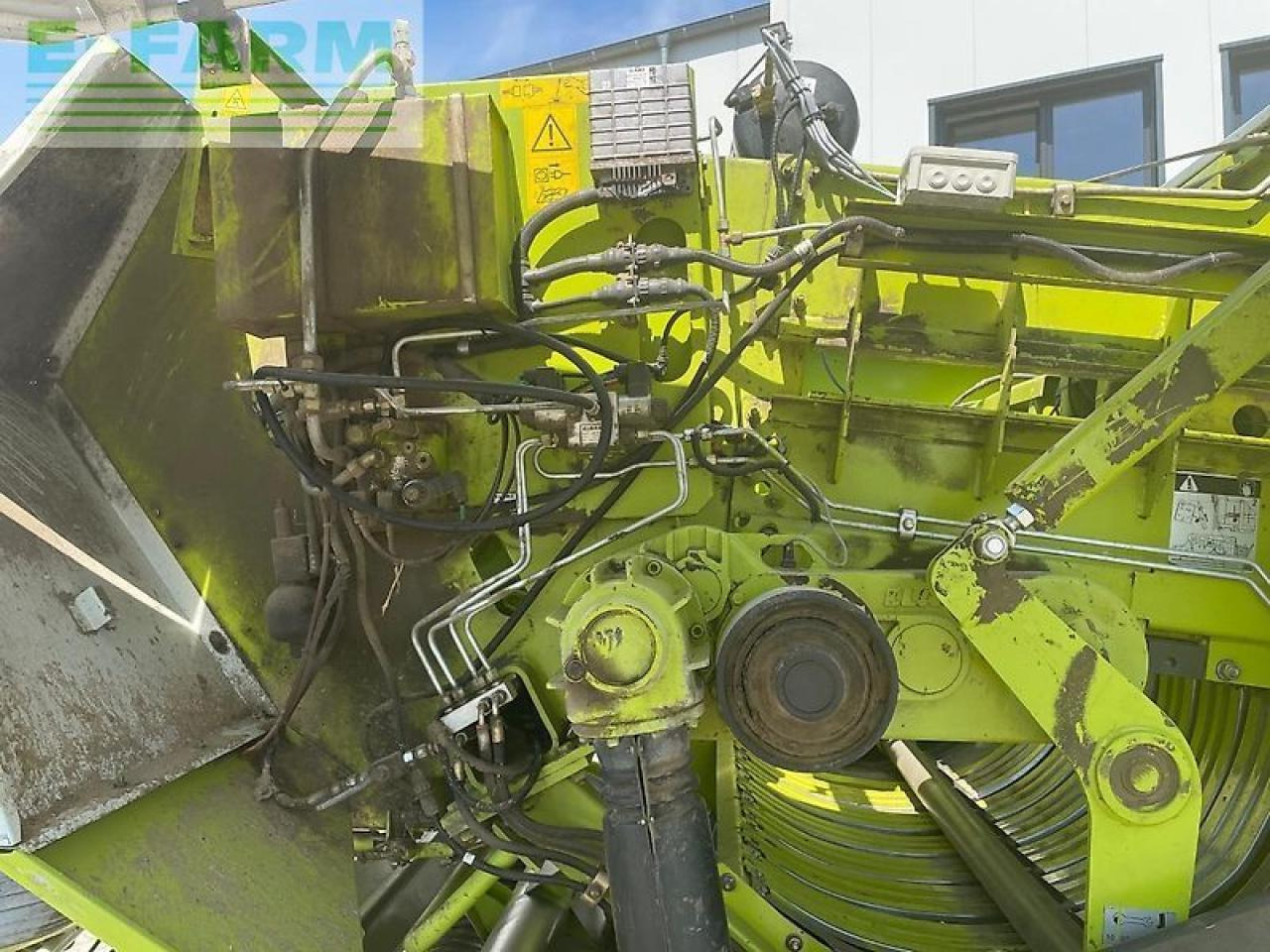 CLAAS quadrant 2200 - Balirka za kockaste bale: slika 3 CLAAS quadrant 2200 - Balirka za kockaste bale: slika 3