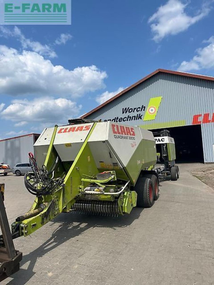 CLAAS quadrant 2200 rc - Balirka za kockaste bale: slika 1 CLAAS quadrant 2200 rc - Balirka za kockaste bale: slika 1