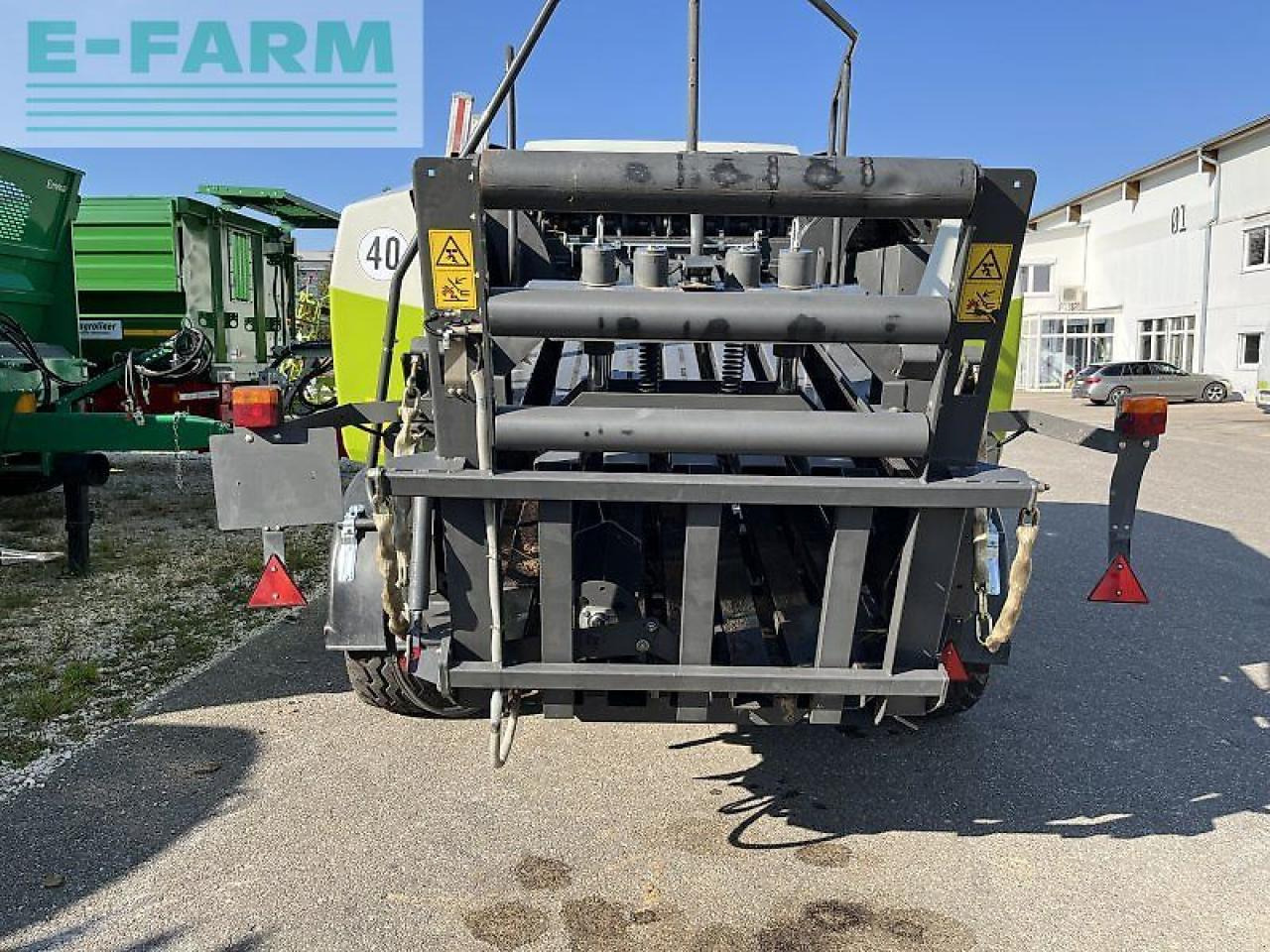 CLAAS quadrant 3200 rc tandem mit krassort vorbauhäcksler - Balirka za kockaste bale: slika 3 CLAAS quadrant 3200 rc tandem mit krassort vorbauhäcksler - Balirka za kockaste bale: slika 3